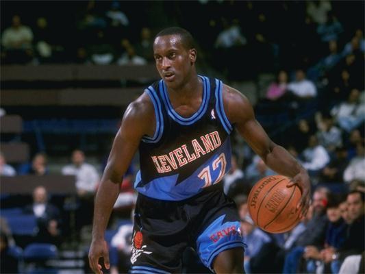 成绩为她自 成绩为她自